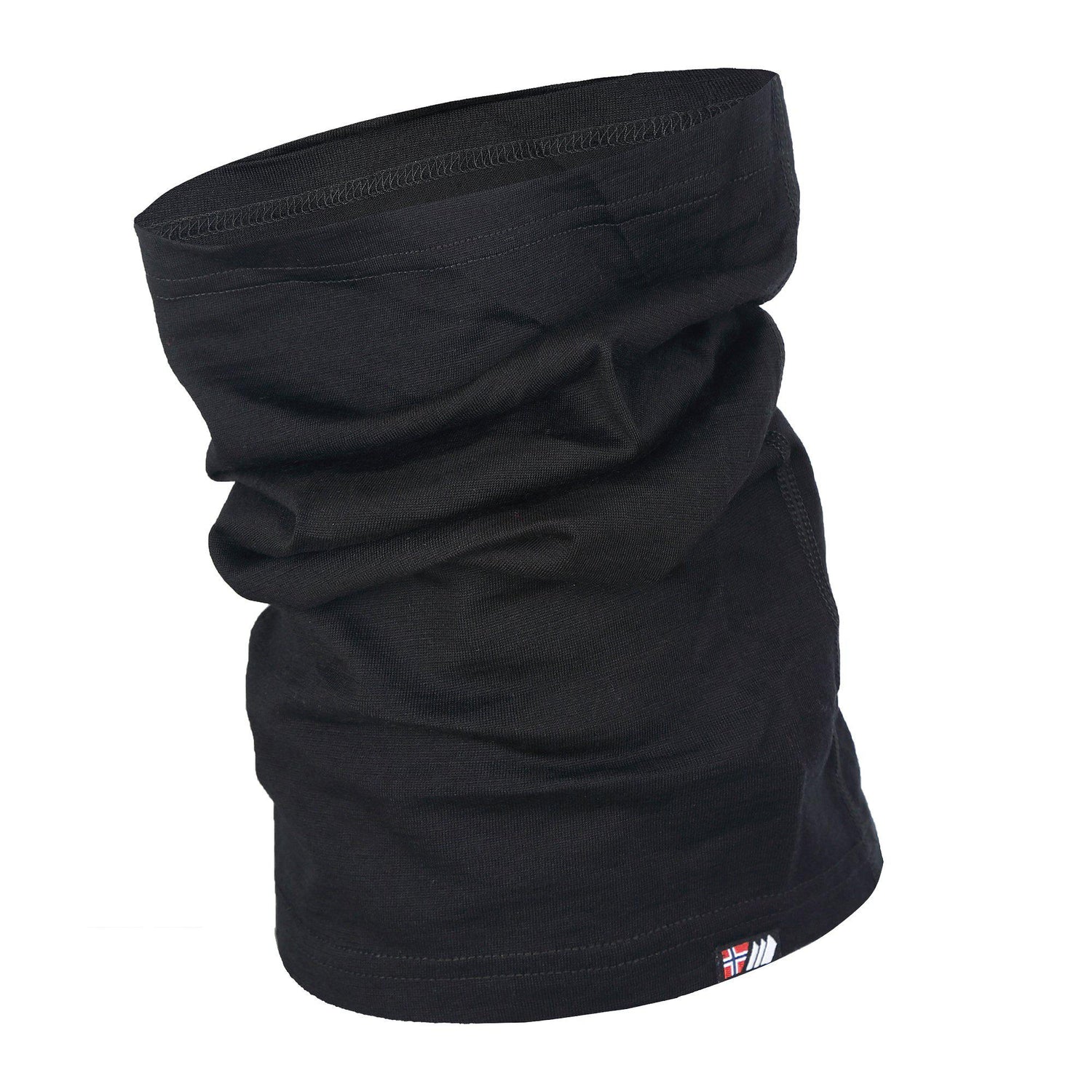 SKOGSTAD_237136_J_BLANK_SILDA_BLANK_JR_900