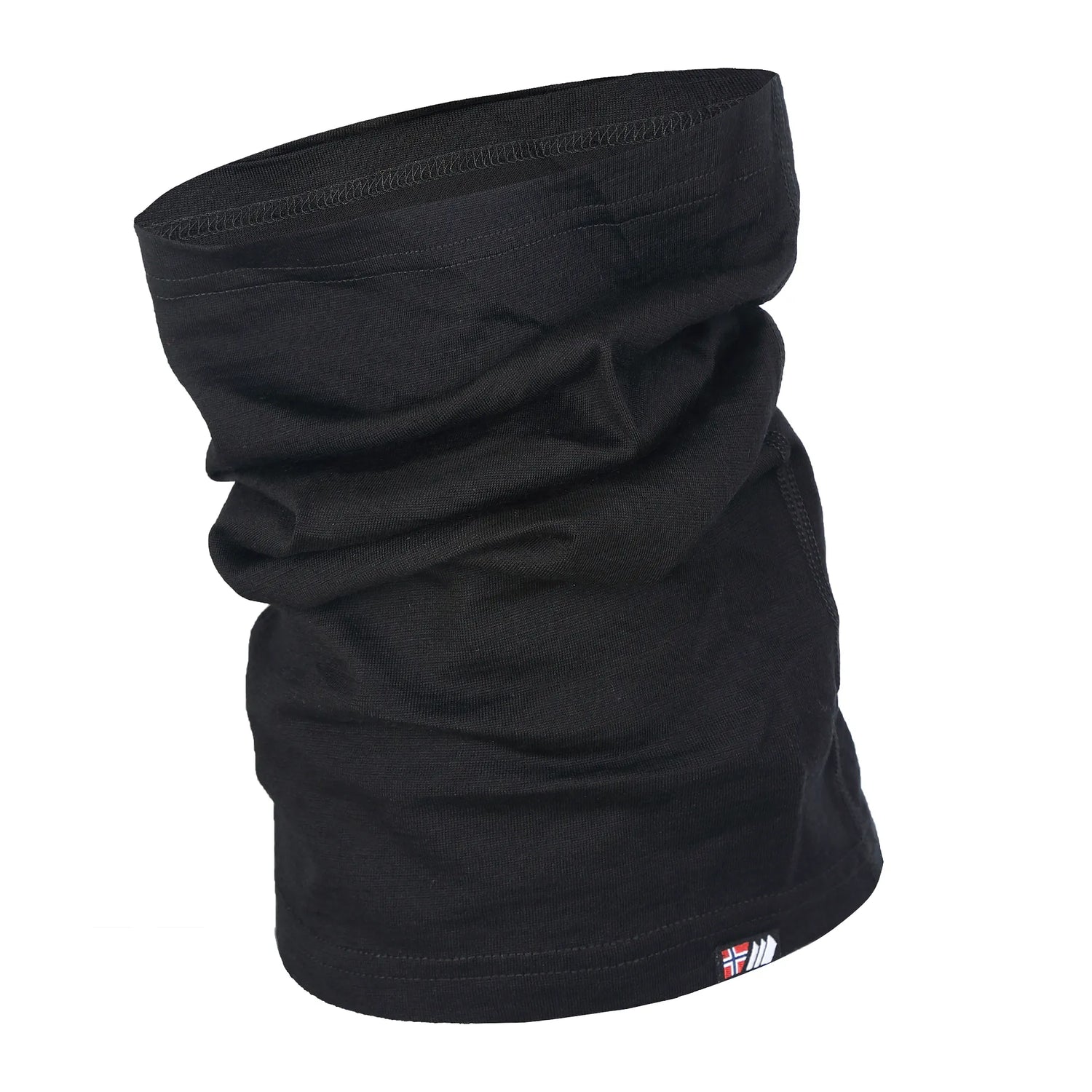 SKOGSTAD_237136_J_BLANK_SILDA_BLANK_JR_900